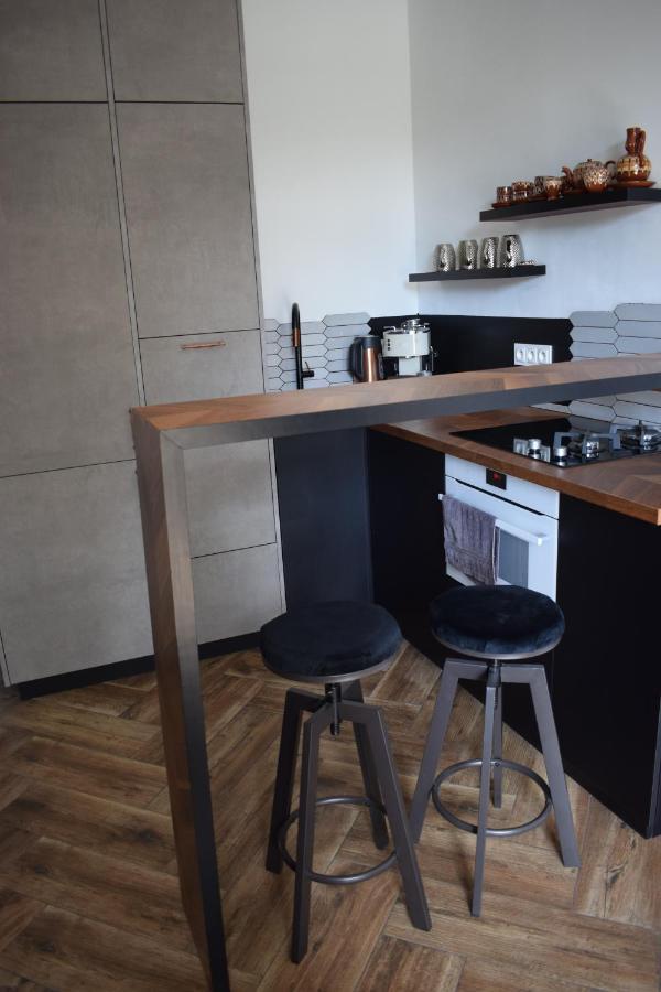 Apartament 3 Pokoje Balkon 50M2 Wyposazone Parking Apartment Wroclaw Exterior photo