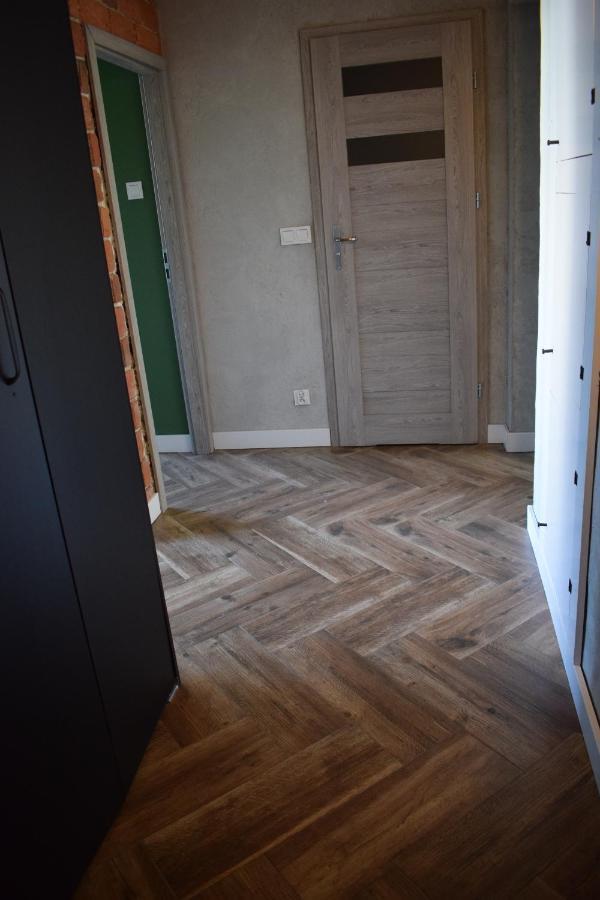 Apartament 3 Pokoje Balkon 50M2 Wyposazone Parking Apartment Wroclaw Exterior photo